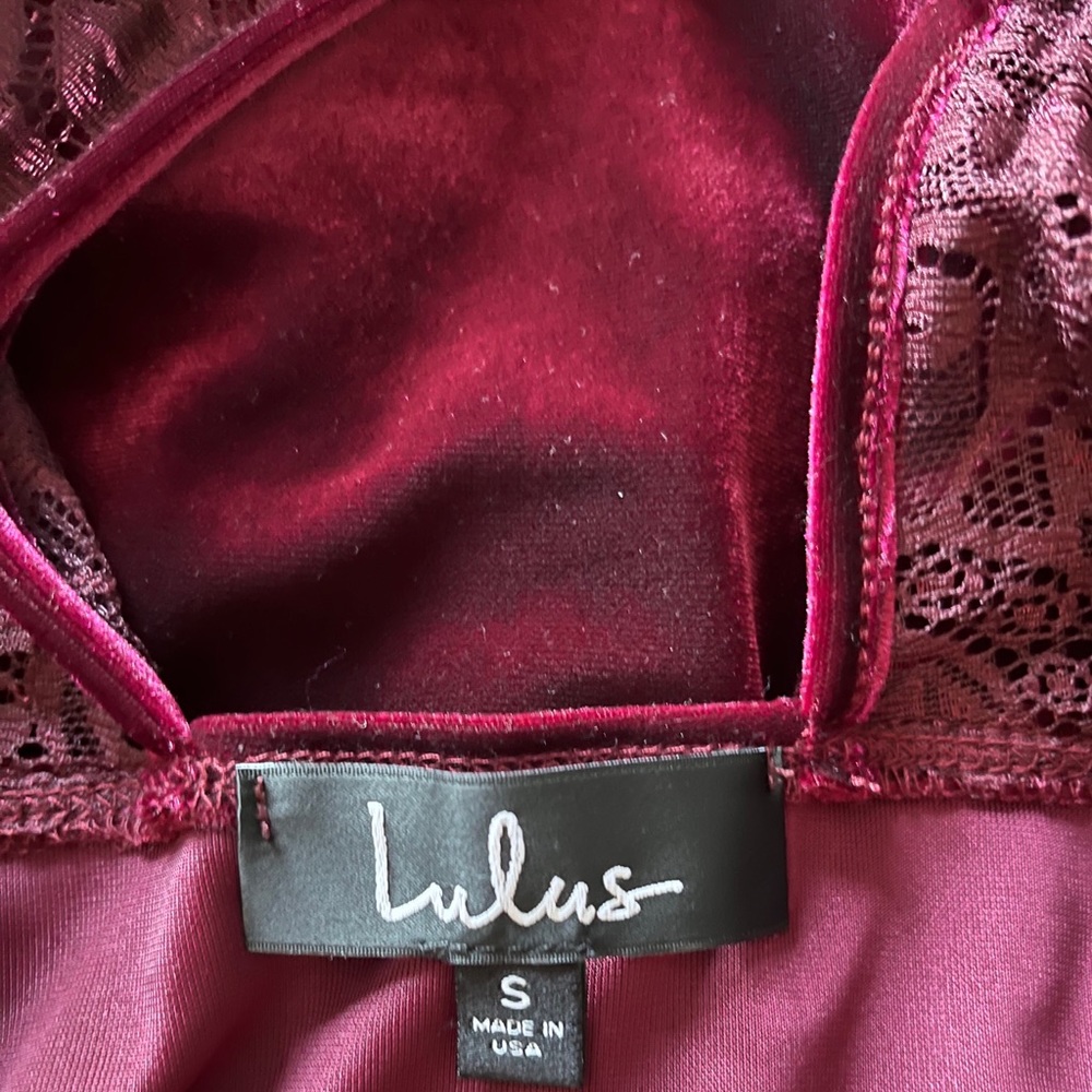 Lulu’s Bodycon Dress - Picture 4 of 4